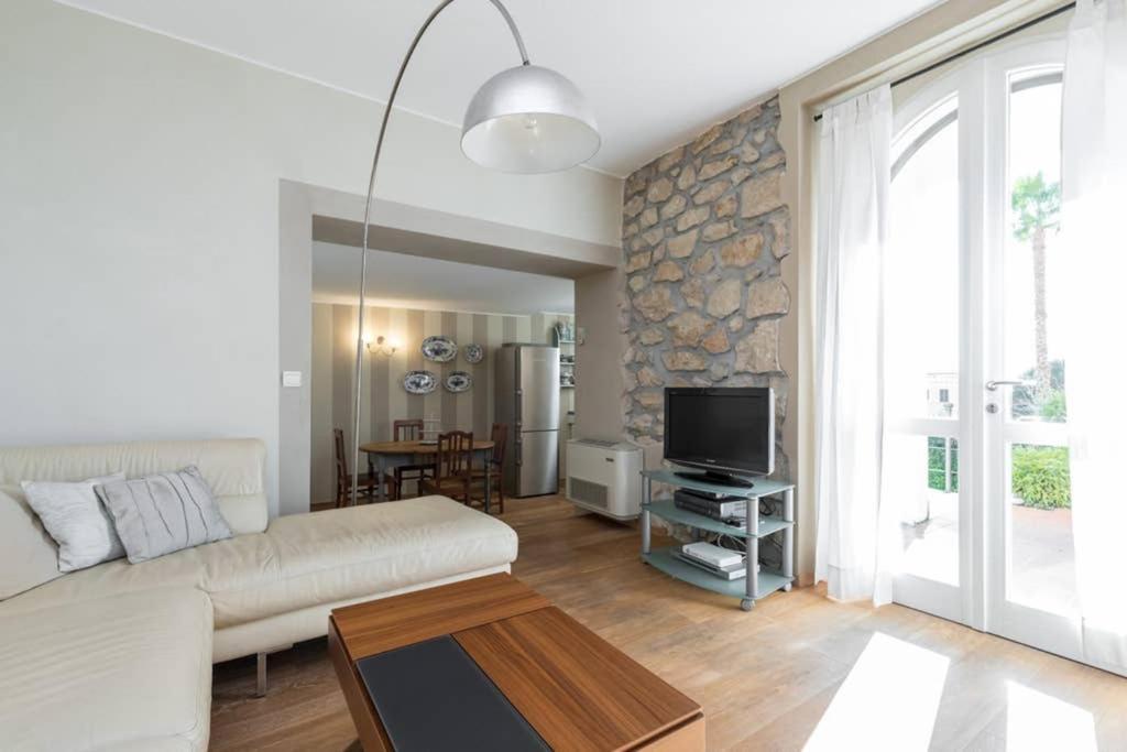 Villa Rocky - Luxury 3Br Apt In Liberty Villa.Pool,Garden,Wifi Roquebrune-Cap-Martin Εξωτερικό φωτογραφία